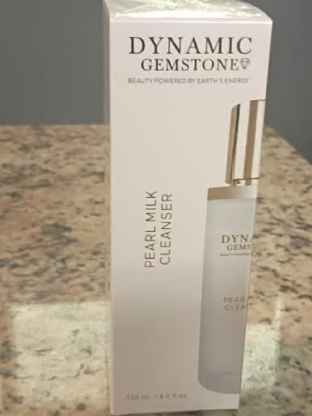 DYNAMIC GEMSTONE PEARL MILK CLEANSER - 4.05 fl oz / 120 ml  - BRAND NEW - SEALED